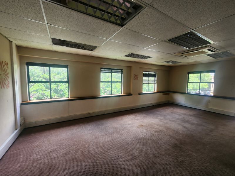 974m2 Office to let in Sandown, Sandton - Photo 10