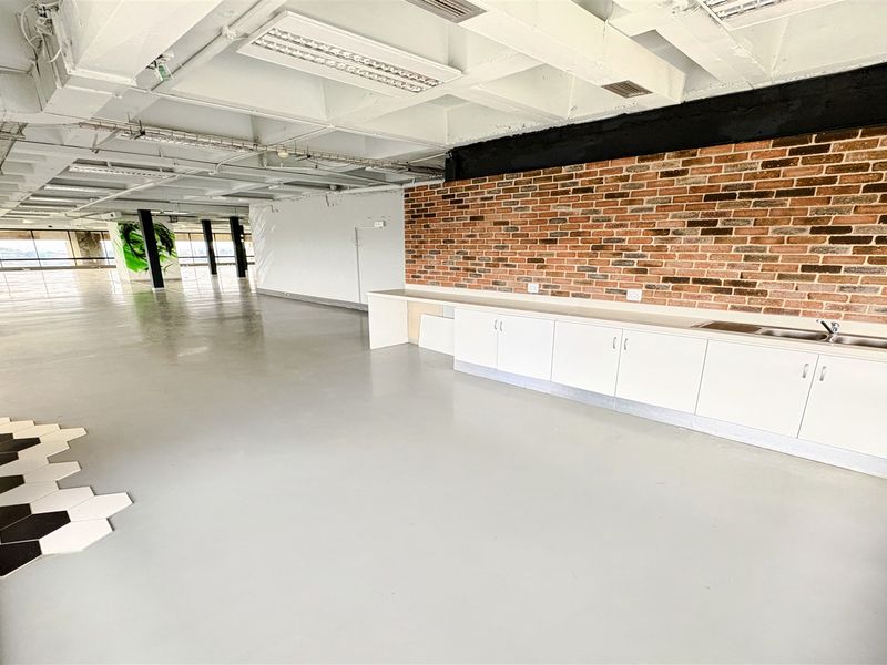 Office space to let - Photo 10