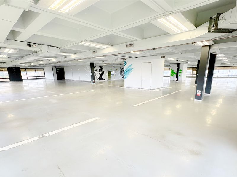 Office space to let - Photo 5