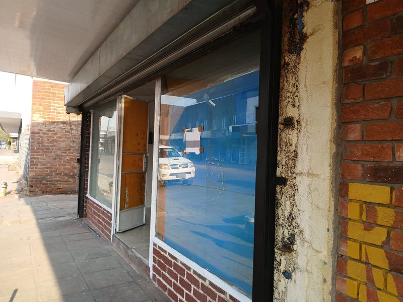 Small Space, Smart Business - Photo 8