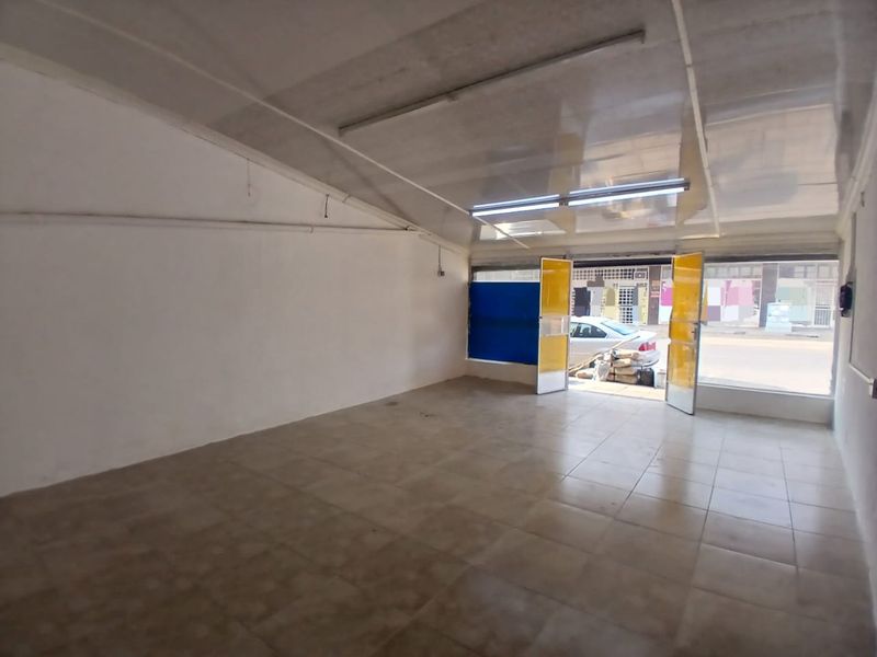 Small Space, Smart Business - Photo 2