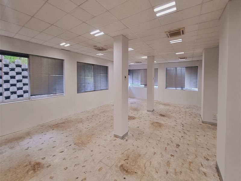 Office space to let in Country Club Estate - Photo 3