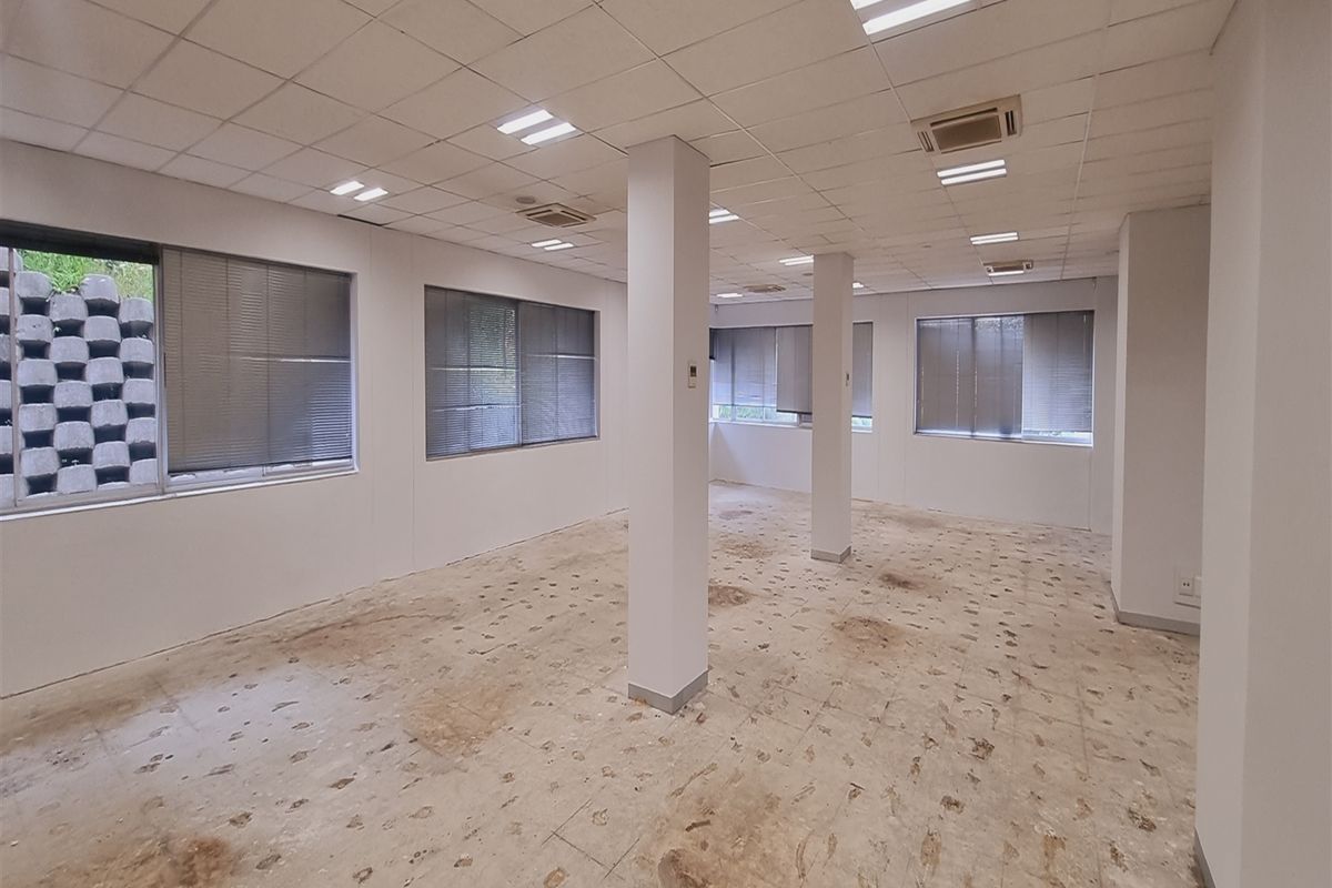 Office space to let in Country Club Estate - Photo 3