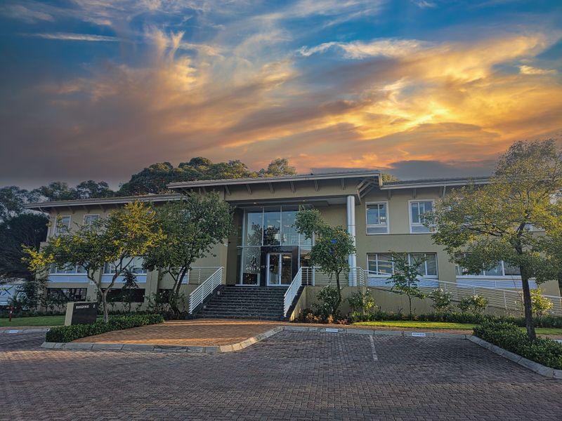Office space to let in Country Club Estate - Photo 1