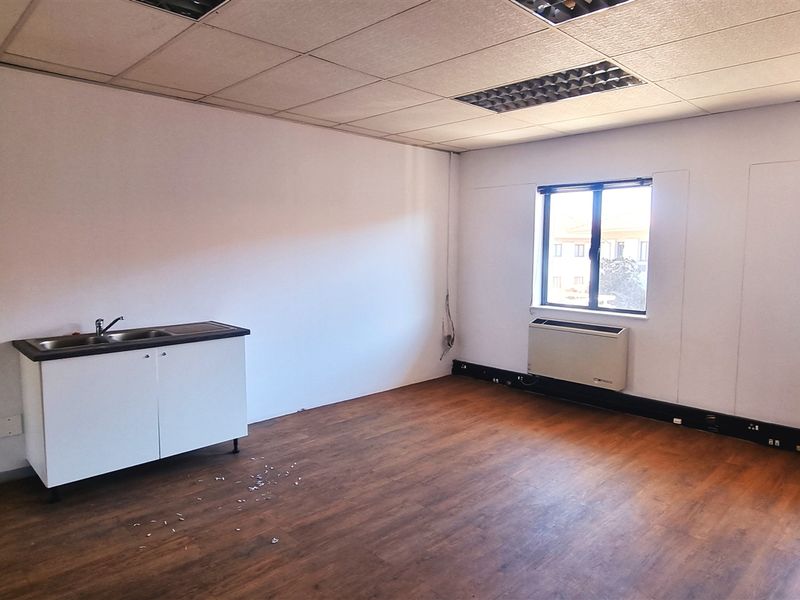 Office space to let in La Rocca Office Park - Photo 5