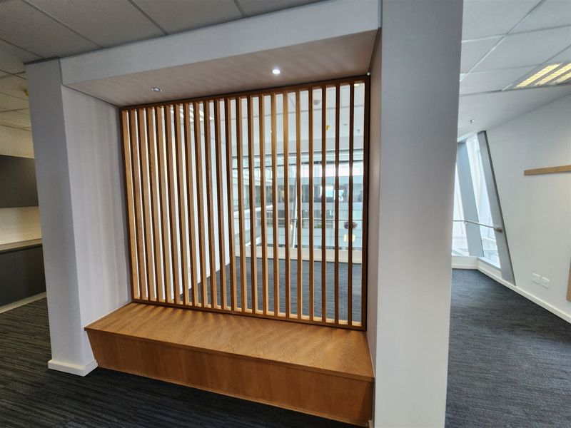 607sqm Office space to let in Sandton - Photo 6