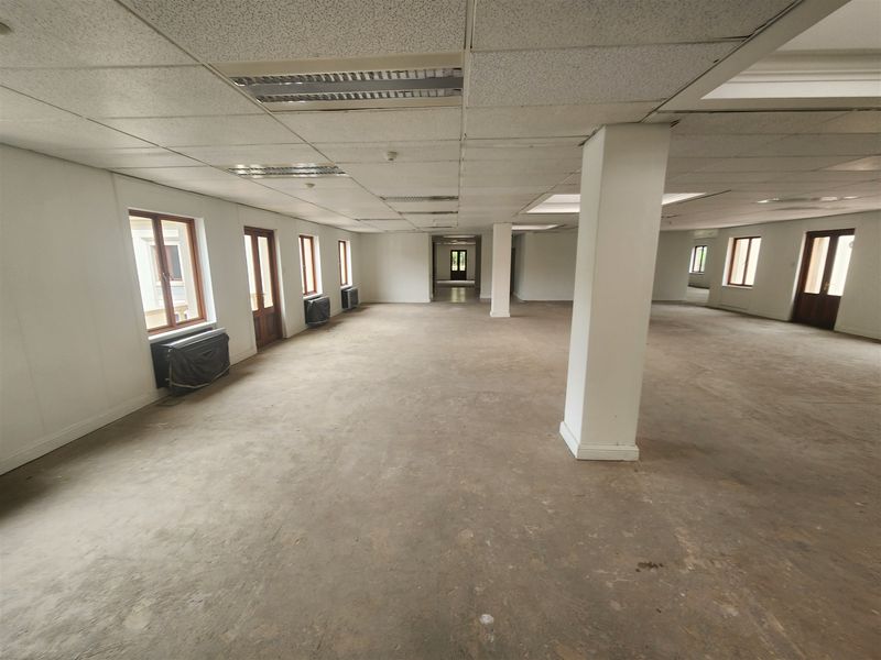 1314.12sqm Office space to let in Strathavon, Sandton - Photo 3