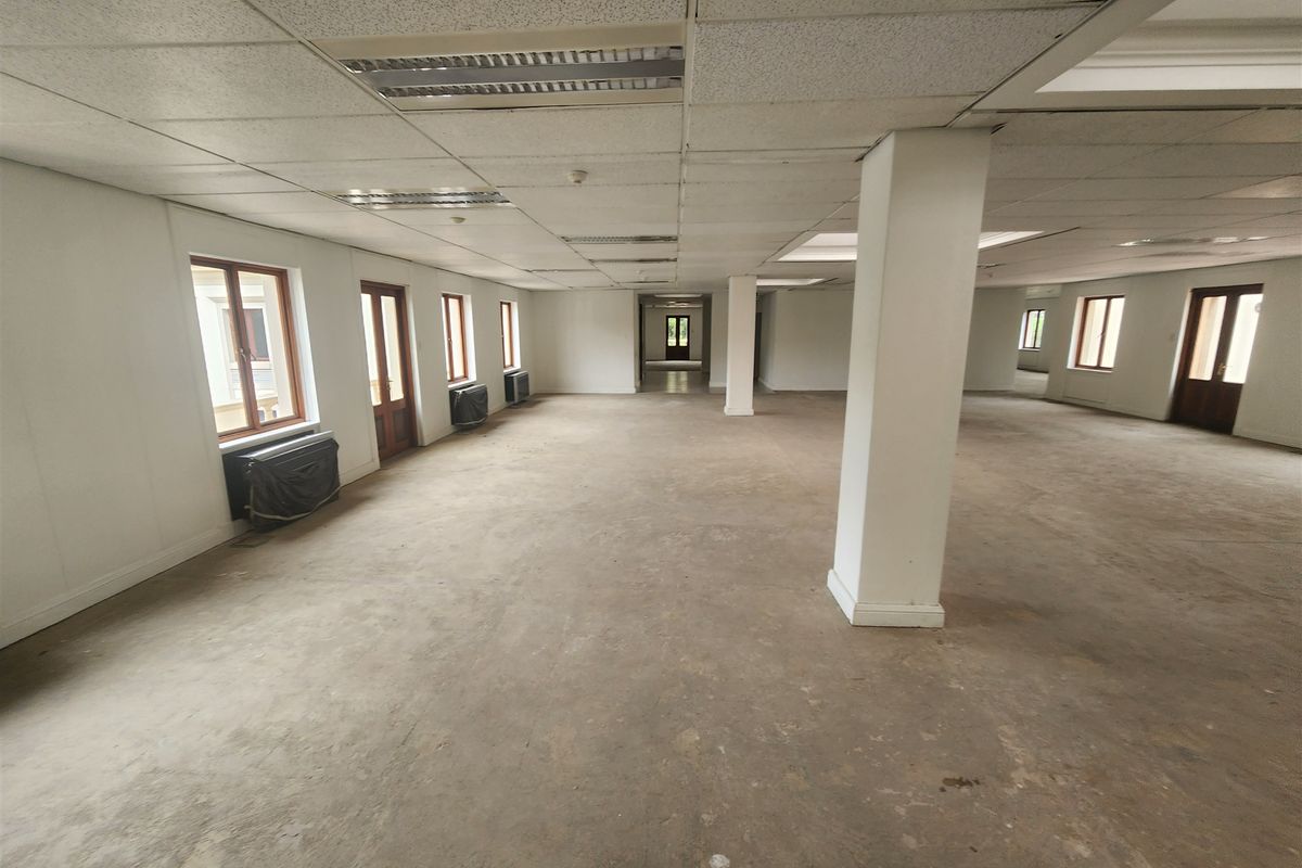 1314.12sqm Office space to let in Strathavon, Sandton - Photo 3