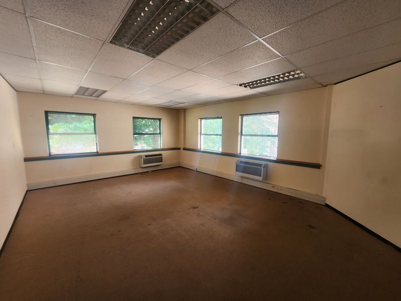 974m2 Office to let in Sandown, Sandton - Photo 5