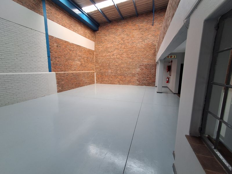 319m2 Warehouse To Let in Halfway House, Midrand – Prime Location - Photo 4