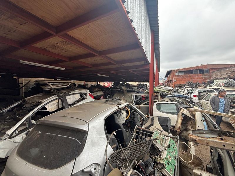 1747sqm of Land & Buildings in lower Greyling Street area For Sale @ R8 500 000-00. No Vat - Photo 7