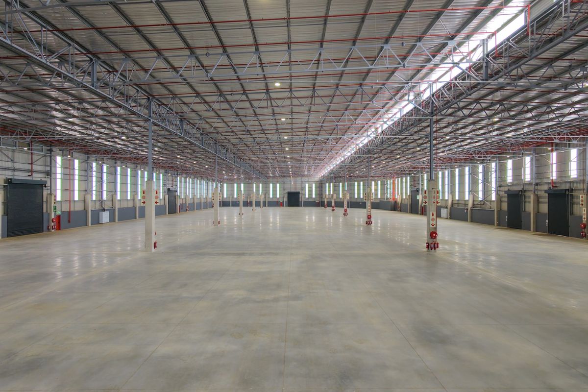 Warehouse to let in Witfontein - Photo 2