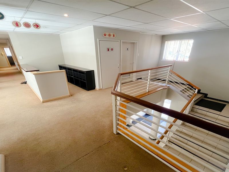 Office space to let - Photo 6