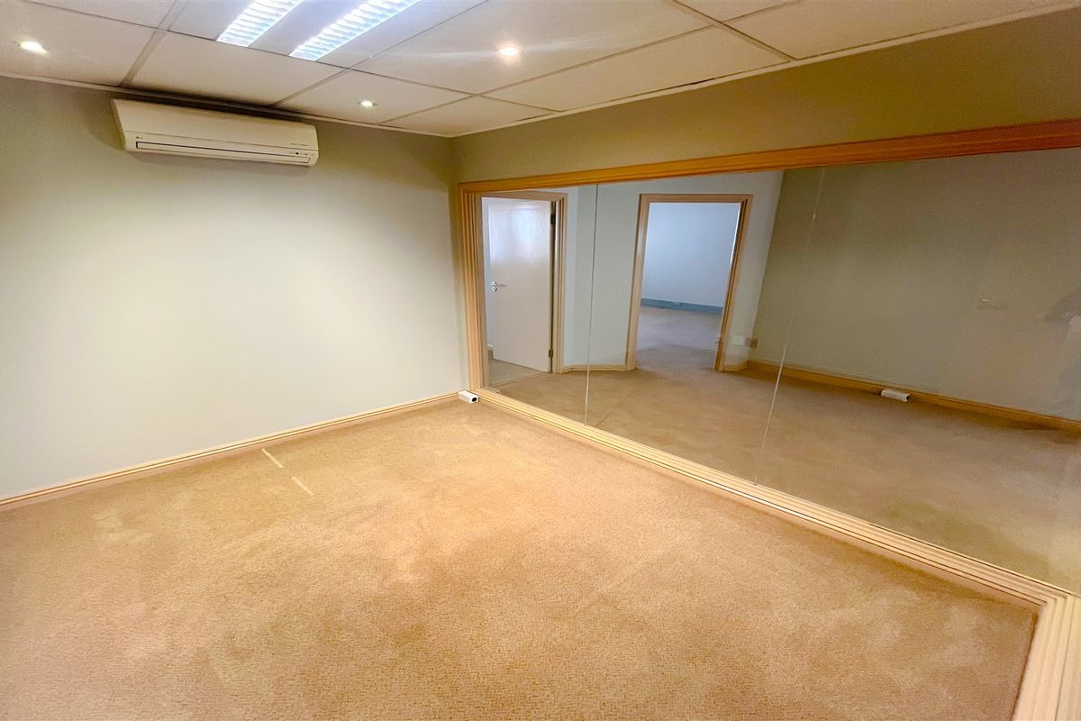 Office space to let - Photo 3