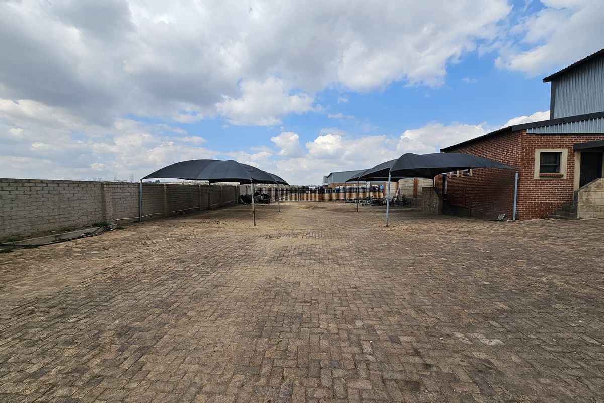 TO LET - DIESEL DEPOT/ WORKSHOP - CENTURION WEST - Photo 5