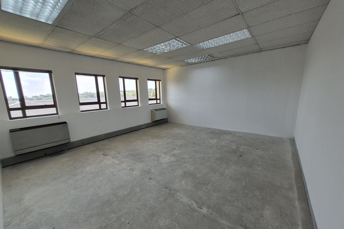 321.34m2 Office to let in Hyde Park - Johannesburg - Photo 4