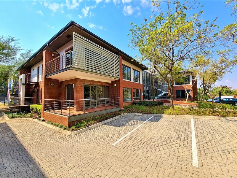345m2 Prime Office Space to Let in Fourways - Photo 3