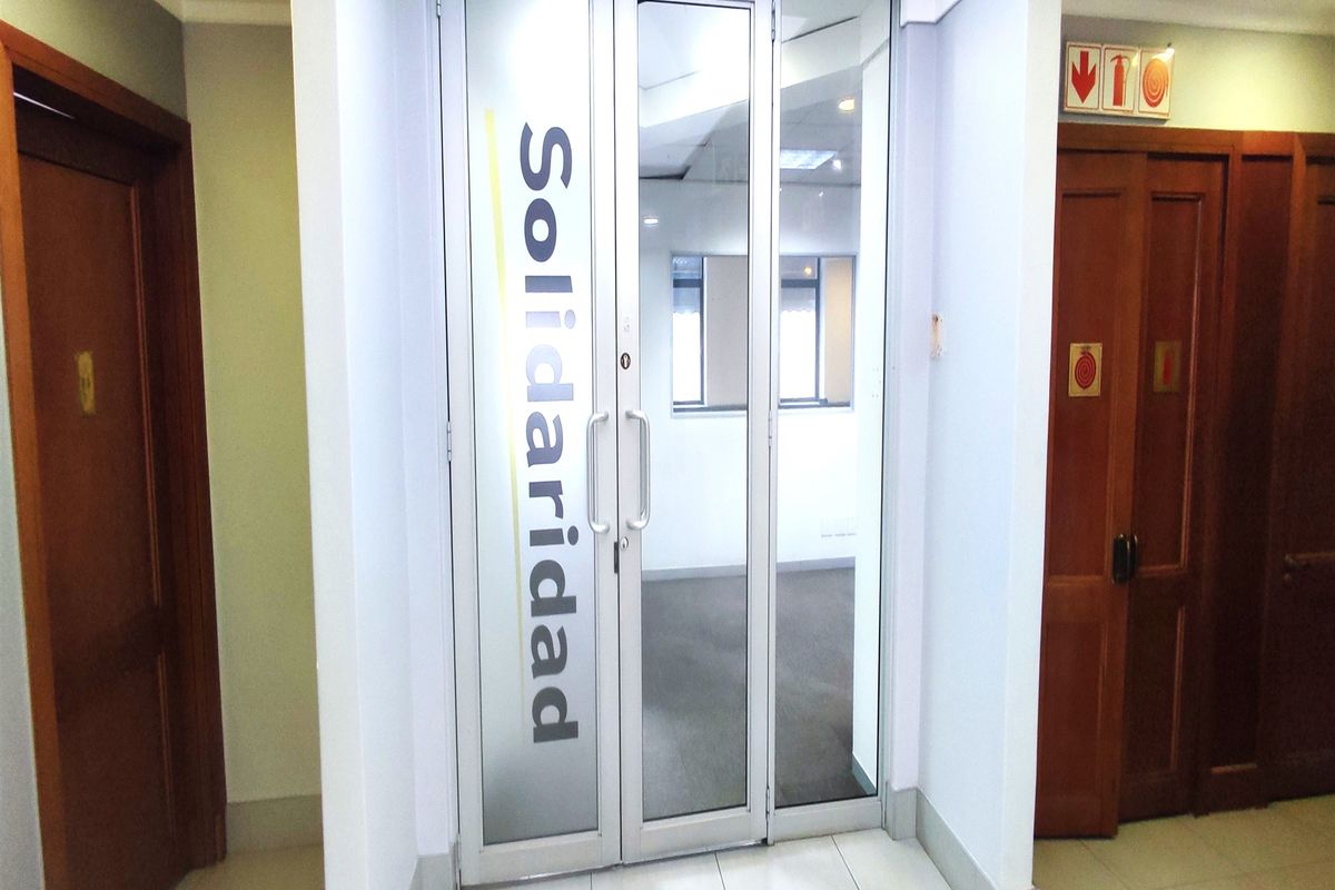 209.43sqm Offices to let in Rosebank - Photo 3