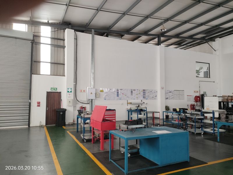 947m2  Warehouse  - TO LEASE or FOR SALE at R9 540 000.00 plus vat - Photo 7