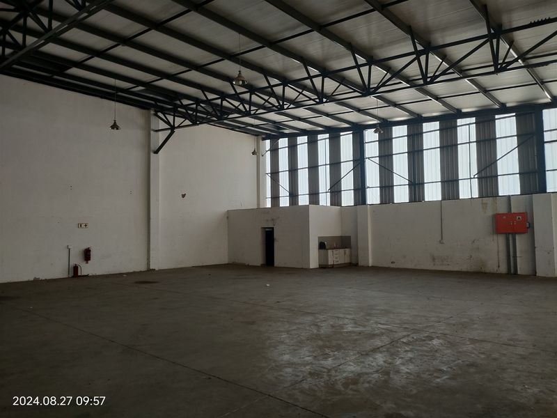 947m2  Warehouse  - TO LEASE or FOR SALE at R9 540 000.00 plus vat - Photo 9