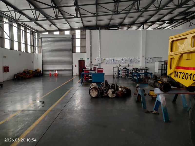 947m2  Warehouse  - TO LEASE or FOR SALE at R9 540 000.00 plus vat - Photo 5