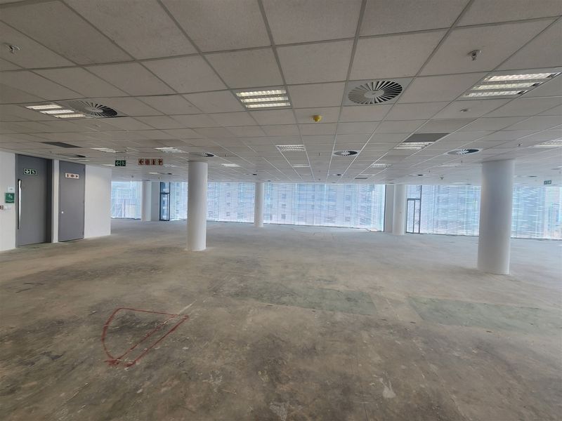 1976sqm Office space to let in Sandton - Photo 10