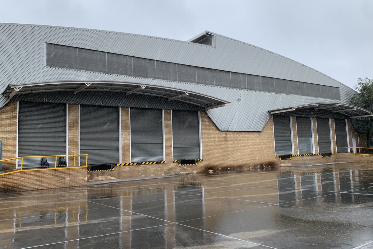 Warehouse to let in Longmeadow - Photo 4