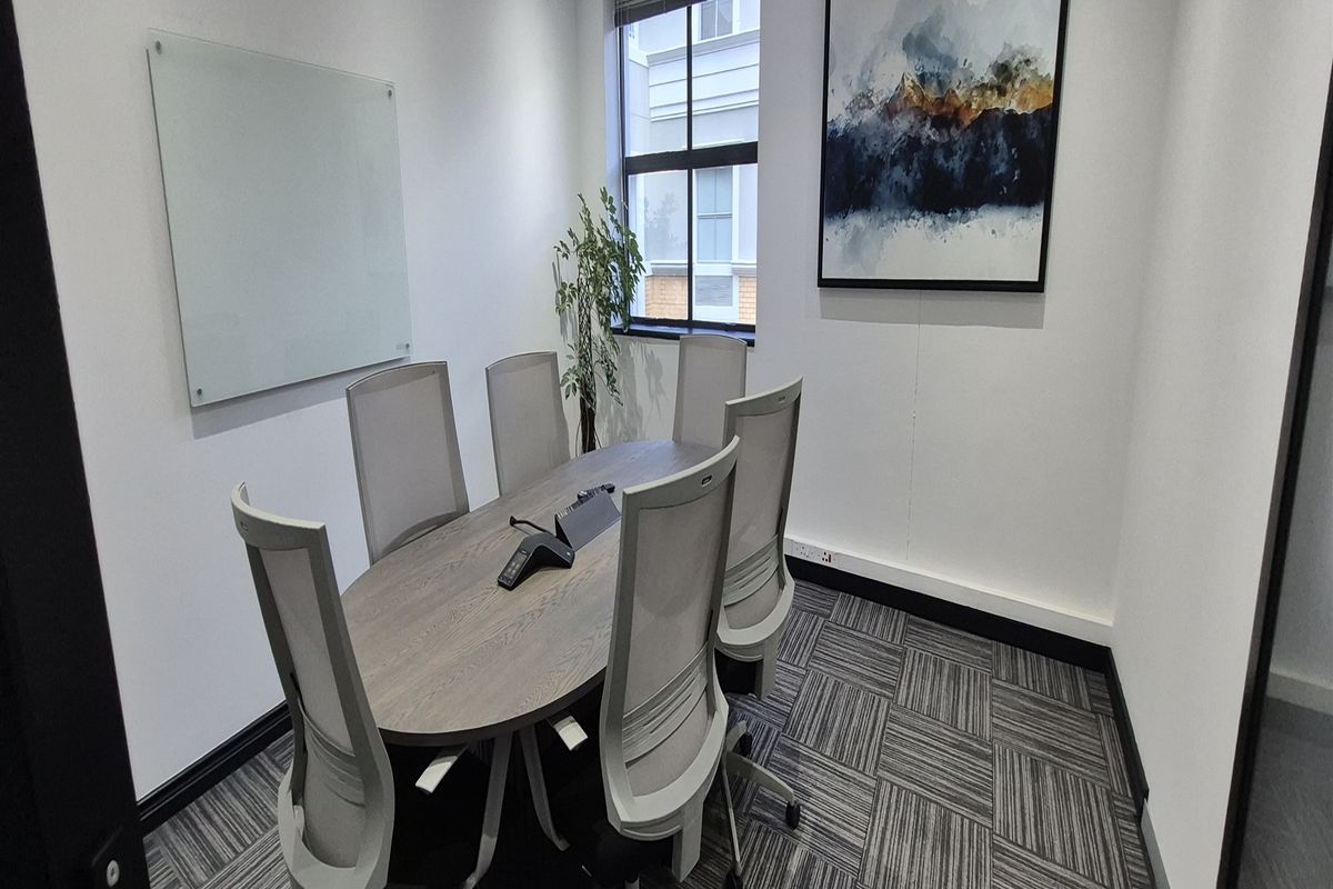 693.61sqm Office to let in Illovo - Photo 5