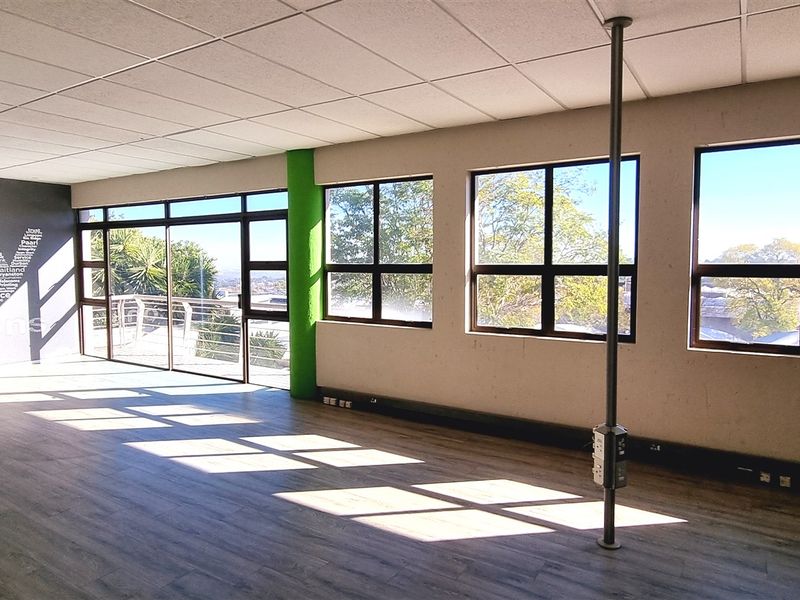 Office space to let in Bryanston - Photo 7