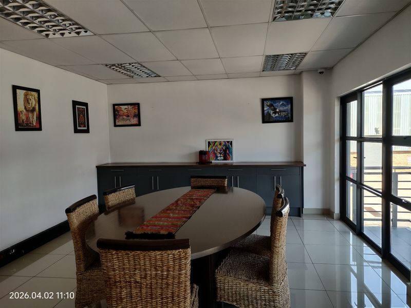 12925m2  Warehouse  - FOR SALETor TO LEASE - Photo 7