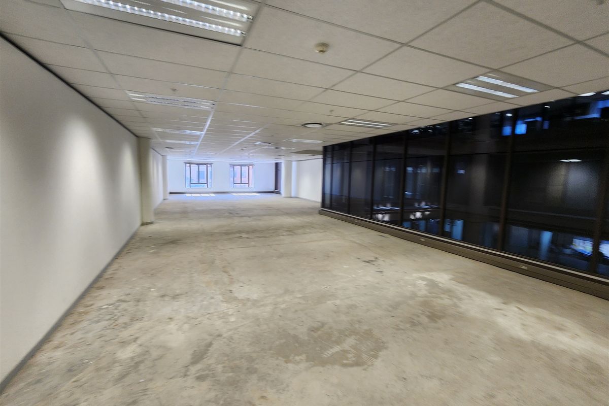213sqm Offices to let in Sandton - Photo 3