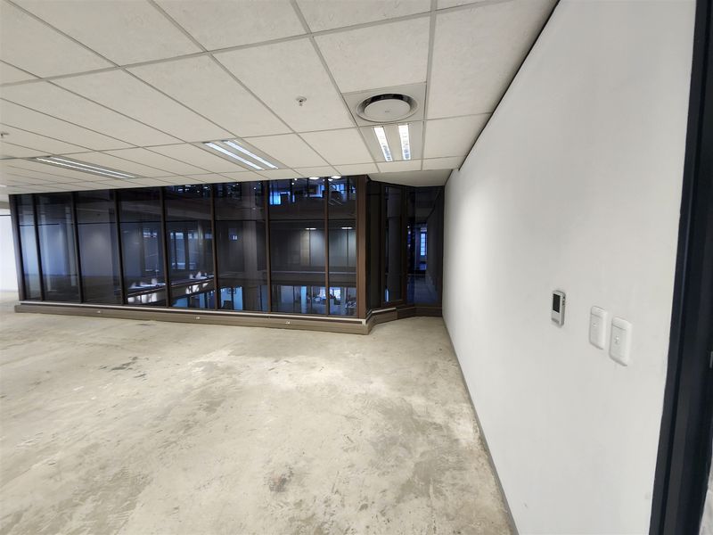 213sqm Offices to let in Sandton - Photo 4