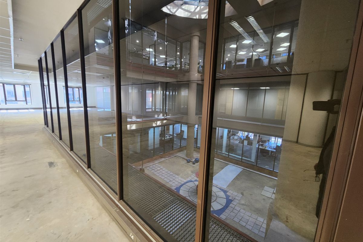 213sqm Offices to let in Sandton - Photo 5