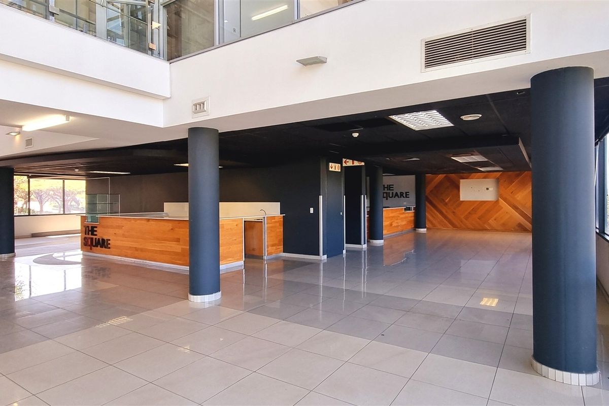 Freestanding building to let in Woodmead North - Photo 3