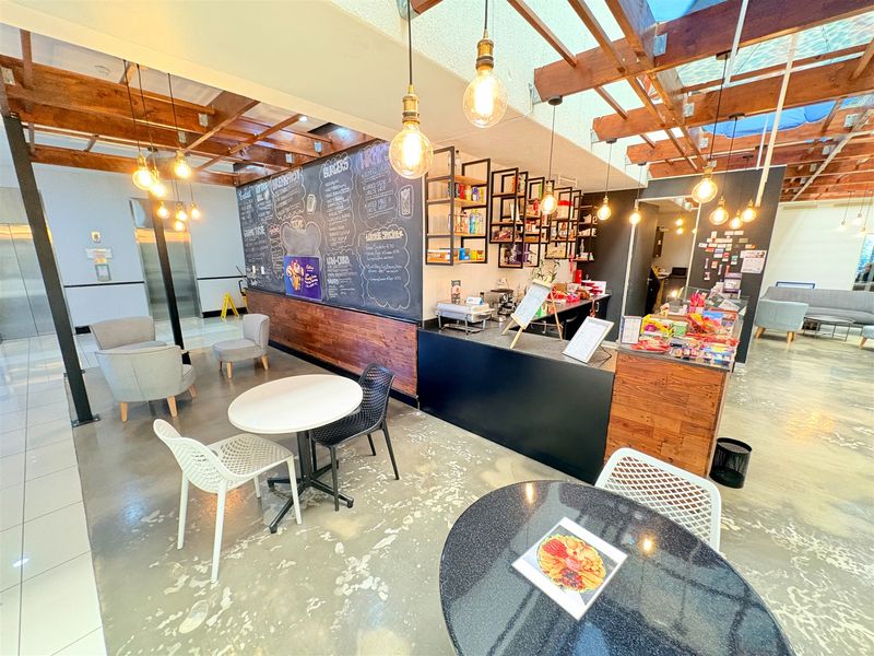 Office space to let - Photo 9