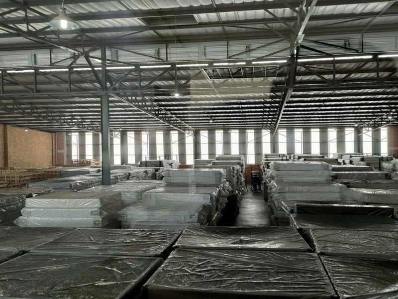 1587m2  Warehouse  - TO LEASE or for Sale - Photo 8