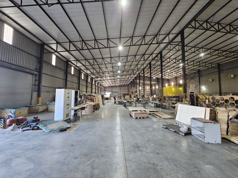 TO LET - Factory/Warehouse - Centurion West - Photo 10