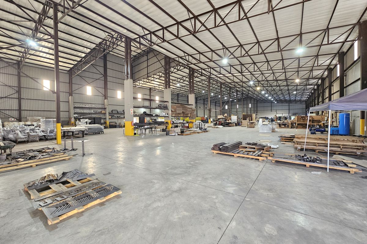 TO LET - Factory/Warehouse - Centurion West - Photo 2