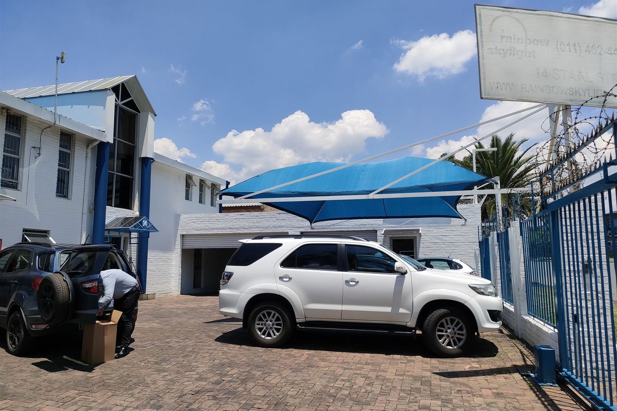 1450m2  Warehouse  - TO LEASE or FOR SALE R 5000 000 Plus VAT - Photo 4