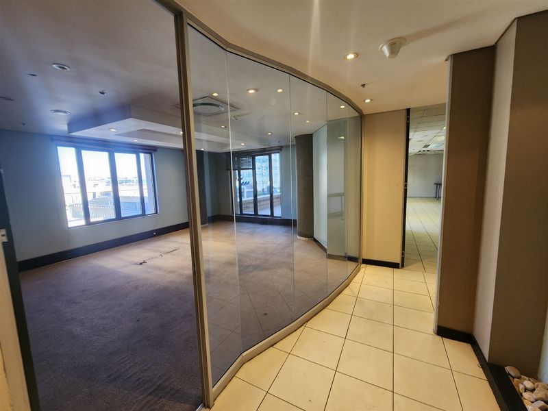 1234sqm Offices to let in Sandown, Sandton - Photo 3