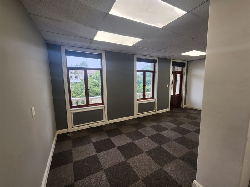 386.58sqm Office space to let in Strathavon, Sandton - Photo 7