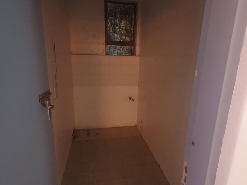 Prime Commercial Property To Let- Marine Drive Bluff - Photo 9