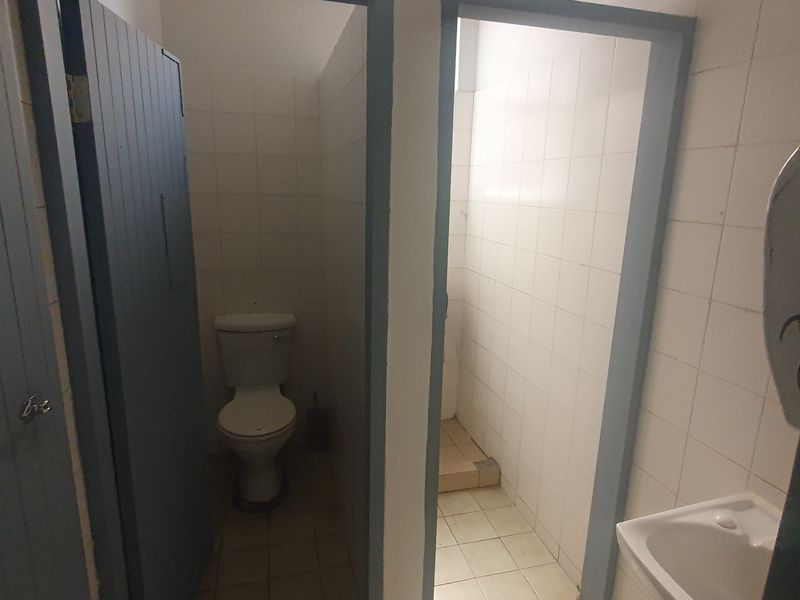 Prime Commercial Property To Let- Marine Drive Bluff - Photo 10