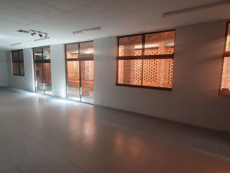 Prime Commercial Property To Let- Marine Drive Bluff - Photo 5