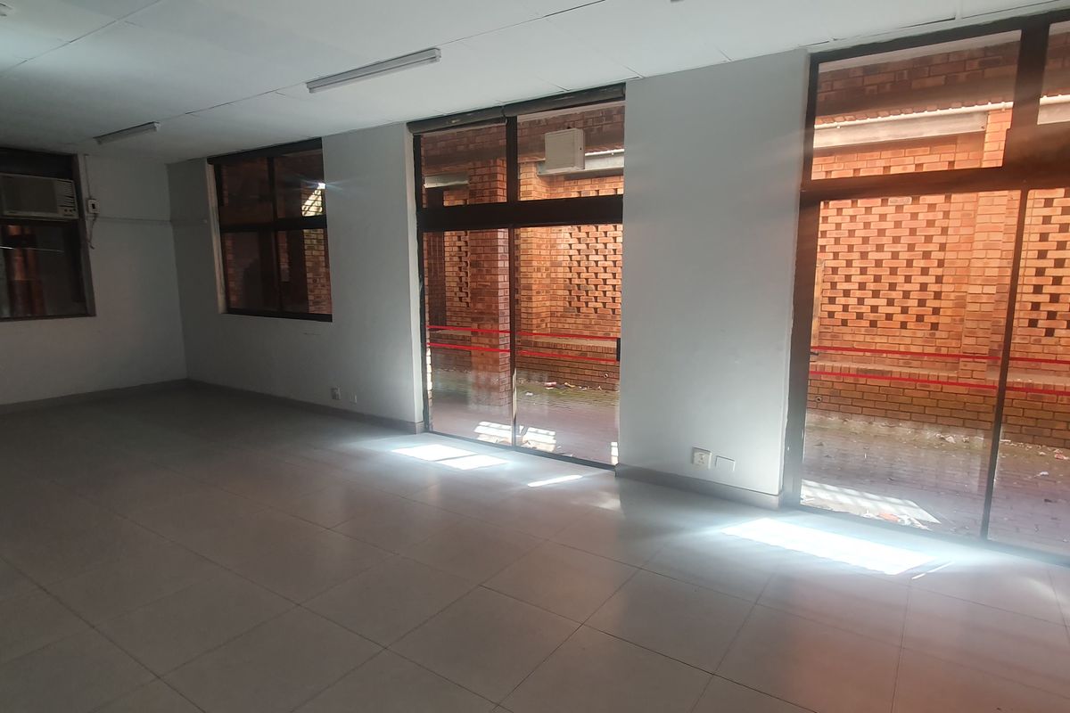 Prime Commercial Property To Let- Marine Drive Bluff - Photo 4