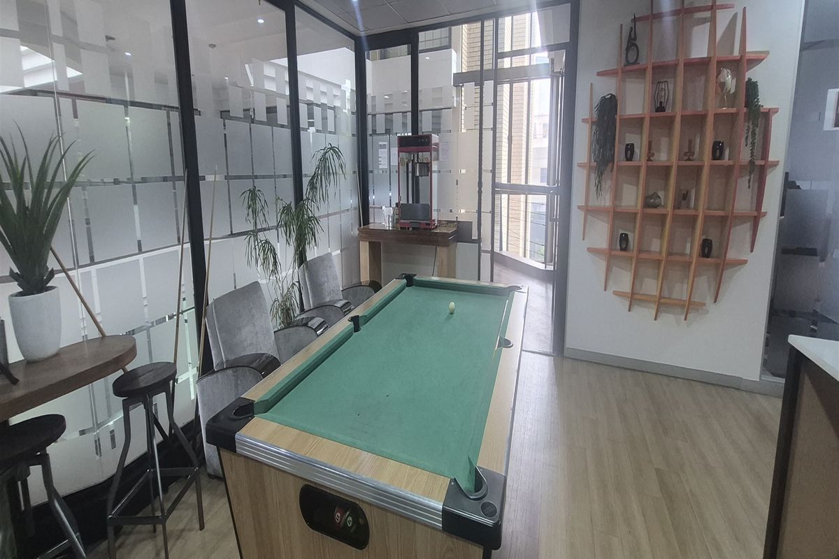 8063,65sqm Office to Let in Rosebank - Photo 4