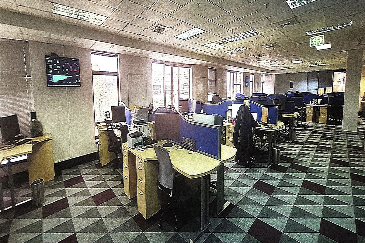 8063,65sqm Office to Let in Rosebank - Photo 5