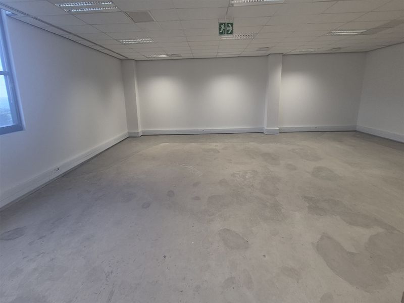 197.33sqm Office to let I Illovo, Sandton - Photo 3