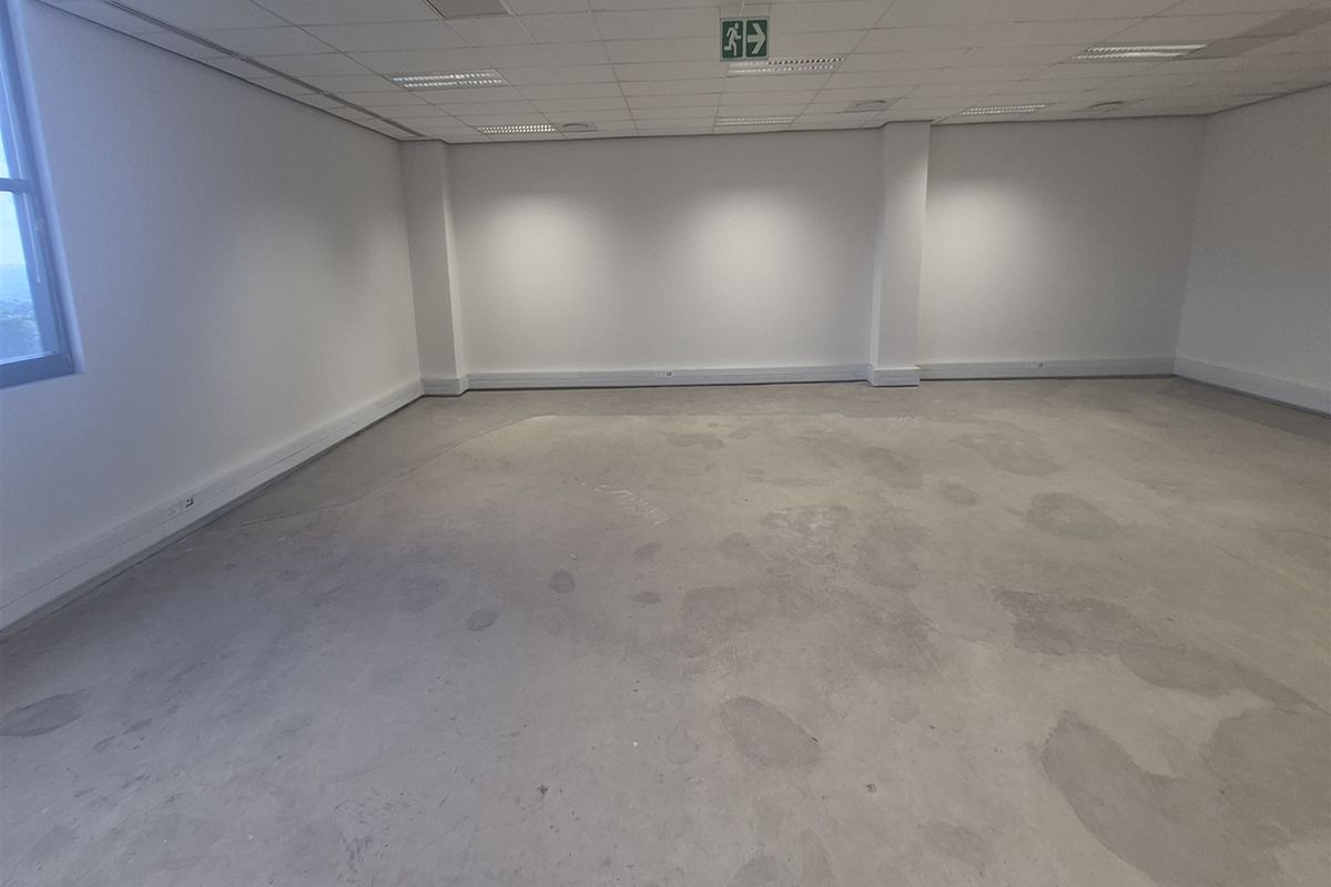 197.33sqm Office to let I Illovo, Sandton - Photo 3