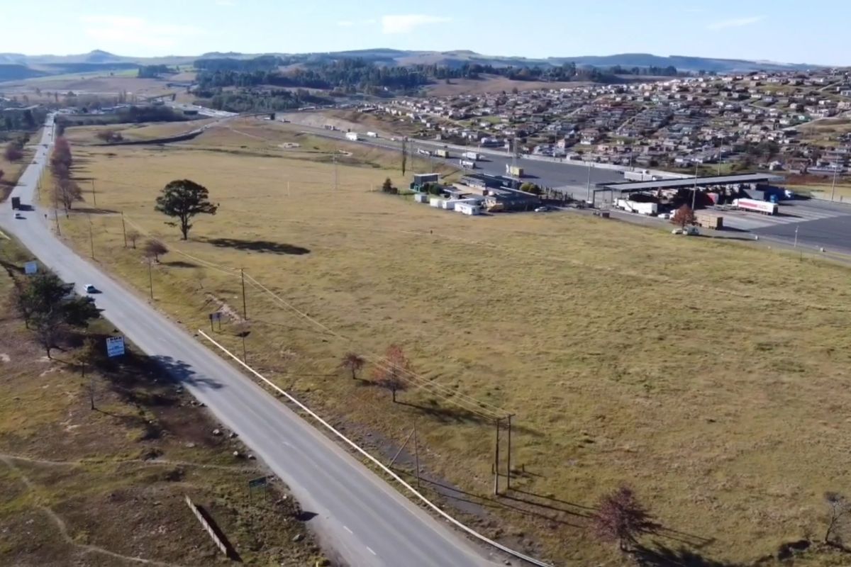 MOOI RIVER - N3/R103- 6.9988ha   - R190,00 per square metre +vat    : R13 297 720,00 + vat - Photo 4